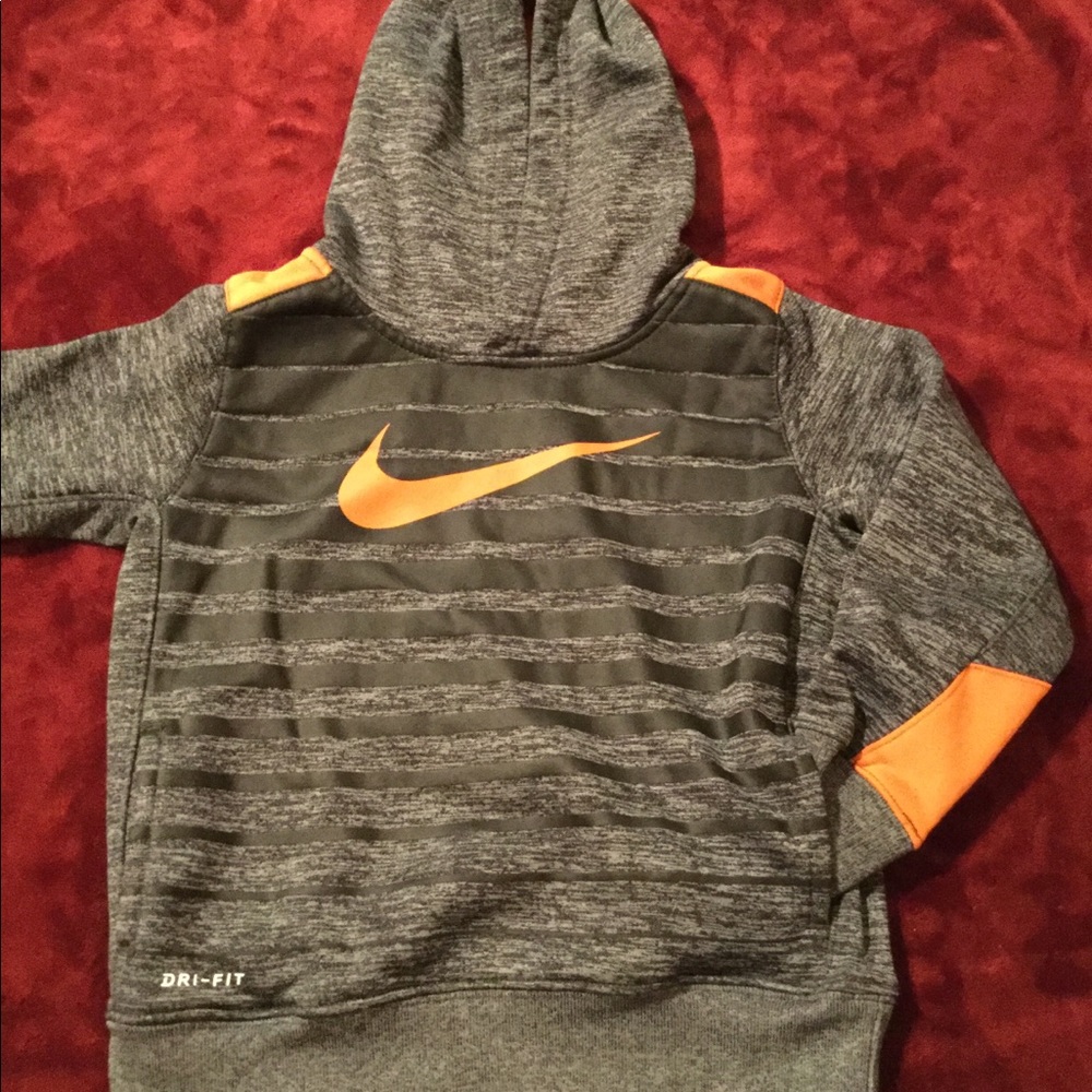 Nike dri-fit boys hoodie